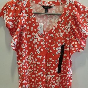 Red and white floral flutter sleeve blouse